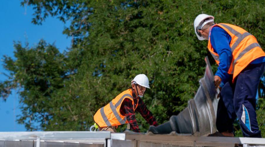 Professional new roof installation services in Bridgeton, IN